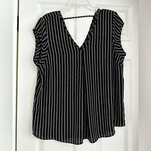 Black and white Striped Halogen Sleeveless Blouse size XL